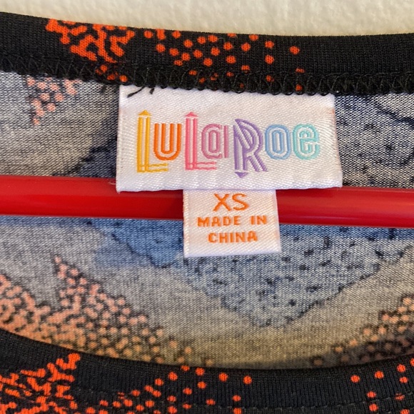 XS LuluRoe Carly Dress - Picture 3 of 6